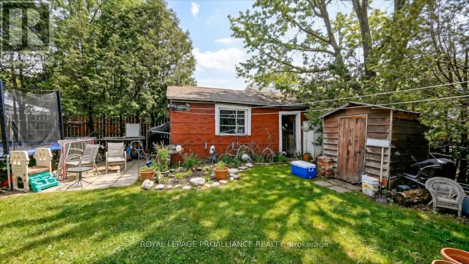 675 Zaire Street, Prescott, Ontario K0E 1T0 - Photo 2 - X12893514