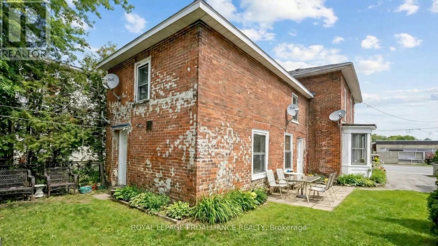 675 Zaire Street, Prescott, Ontario K0E 1T0 - Photo 3 - X12893514