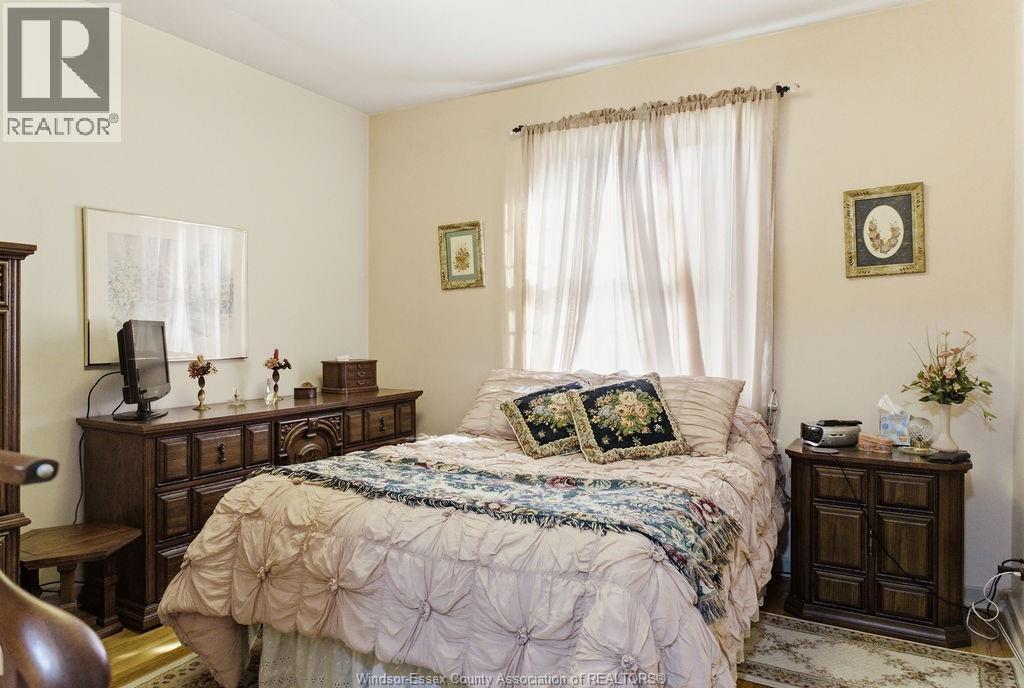 1764 Kildare Road, Windsor, Ontario N8W 2W6 - Photo 11 - 26012253
