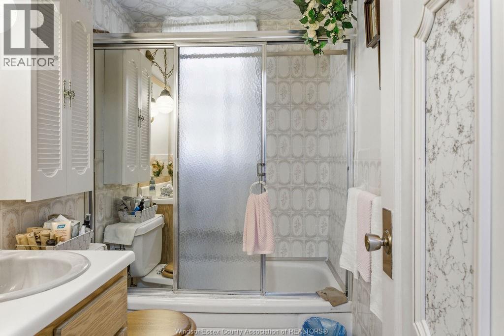 1764 Kildare Road, Windsor, Ontario N8W 2W6 - Photo 13 - 26012253