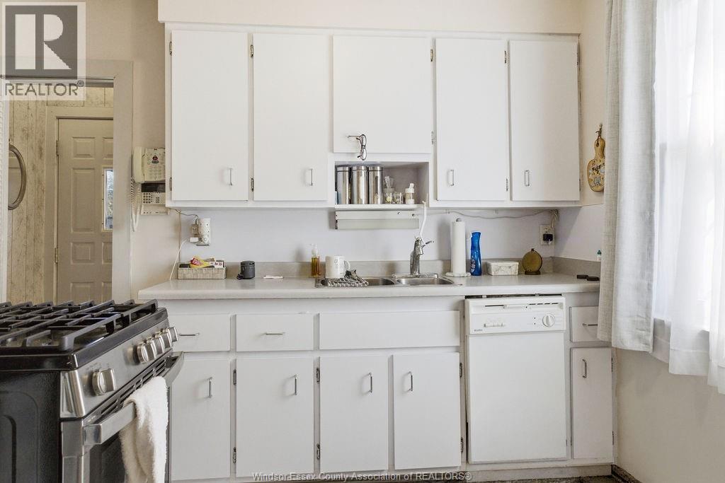 1764 Kildare Road, Windsor, Ontario N8W 2W6 - Photo 7 - 26012253