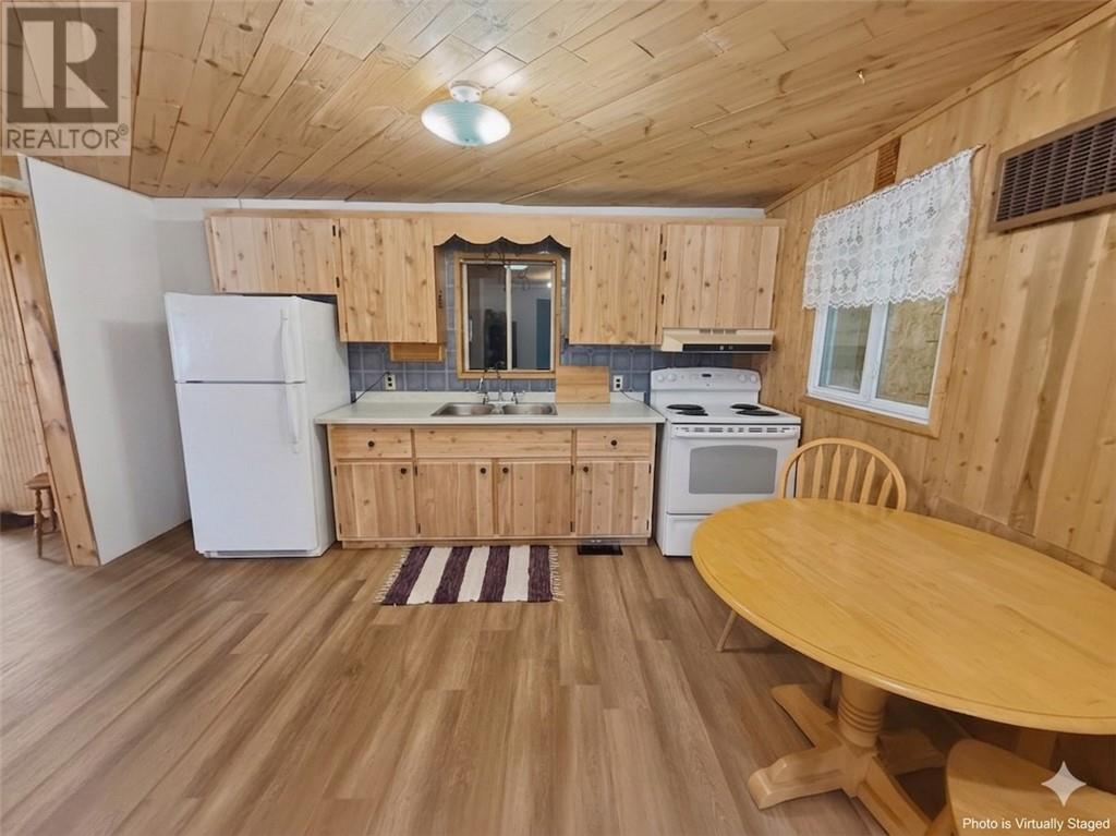 1 Phipps Street, Gore Bay, Ontario  P0P 1H0 - Photo 18 - 2127953