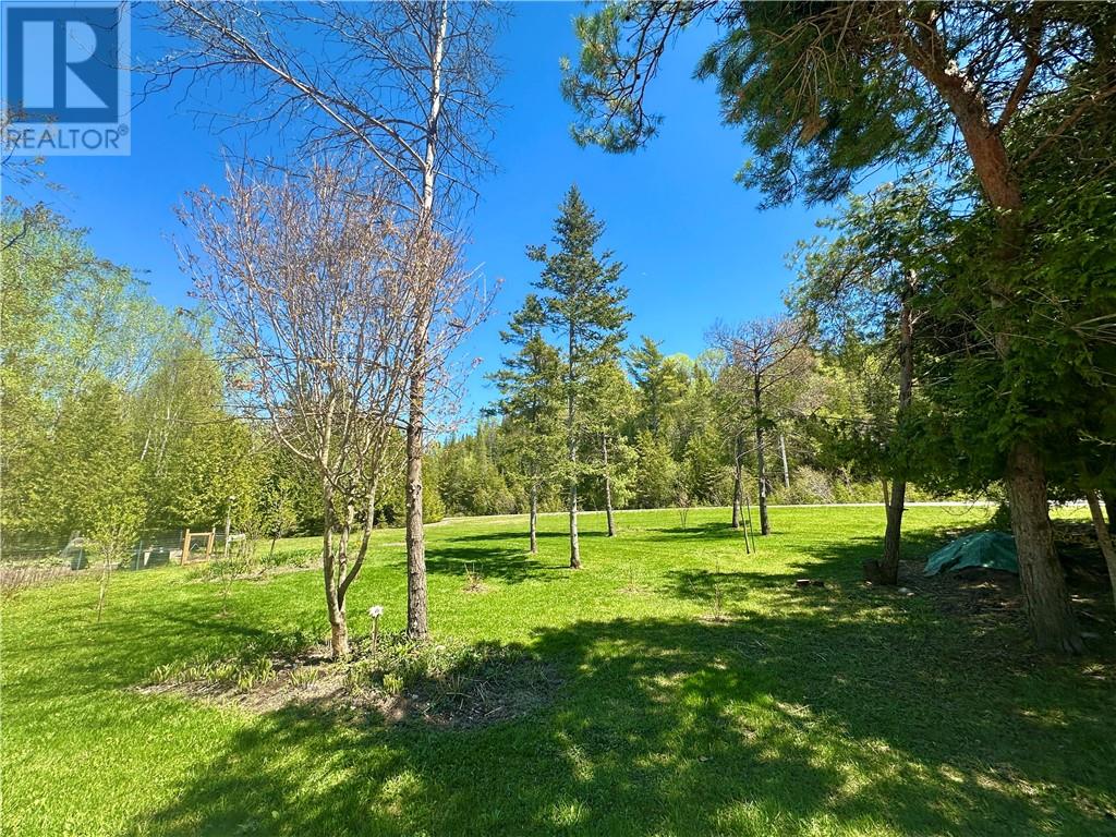 336 6th Concession Road W, Tehkummah, Ontario  P0P 2C0 - Photo 15 - 2127994