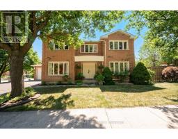 2921 CARADOC LANE, Oakville, Ontario