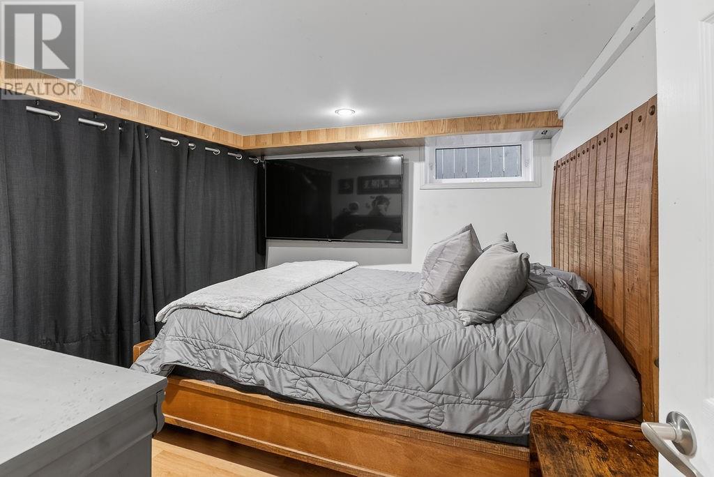 32 Hanna Avenue, Capreol, Ontario  P0M 1H0 - Photo 18 - 2128083