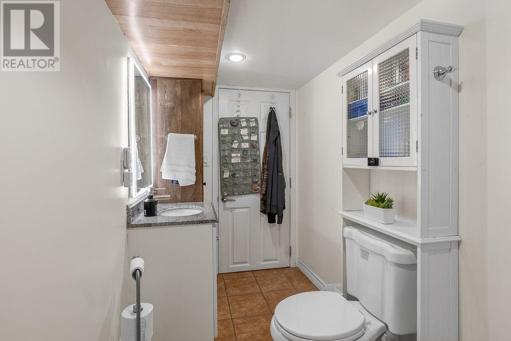 32 Hanna Avenue, Capreol, Ontario  P0M 1H0 - Photo 20 - 2128083