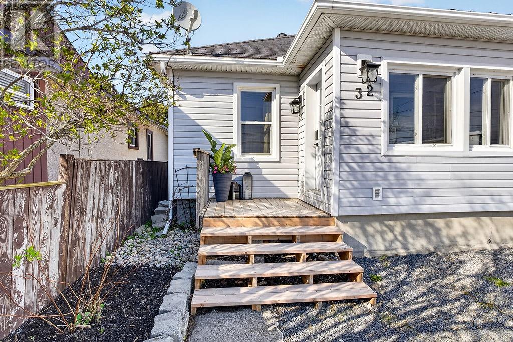 32 Hanna Avenue, Capreol, Ontario  P0M 1H0 - Photo 35 - 2128083