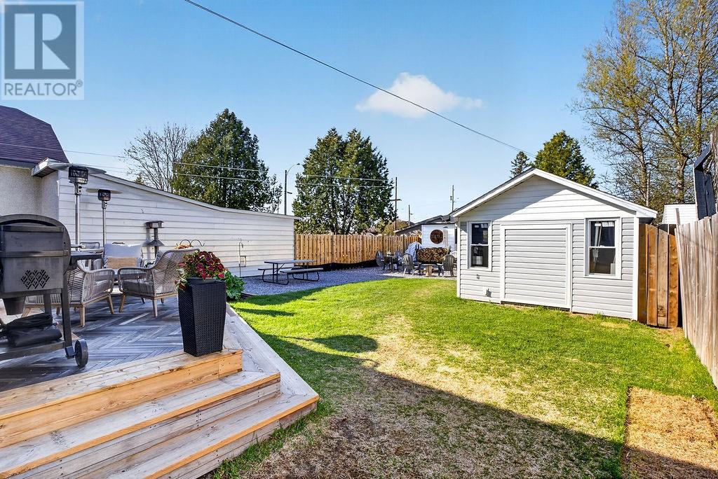 32 Hanna Avenue, Capreol, Ontario  P0M 1H0 - Photo 42 - 2128083