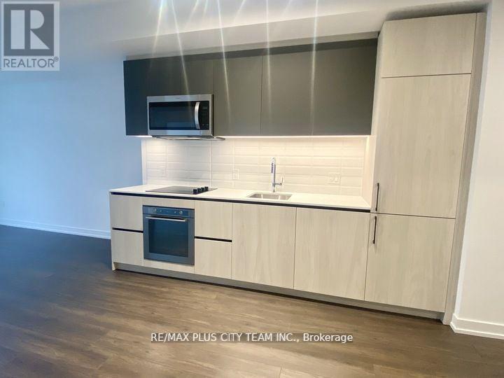 622 - 150 Logan Avenue, Toronto, Ontario  M4M 0E4 - Photo 3 - E13159954