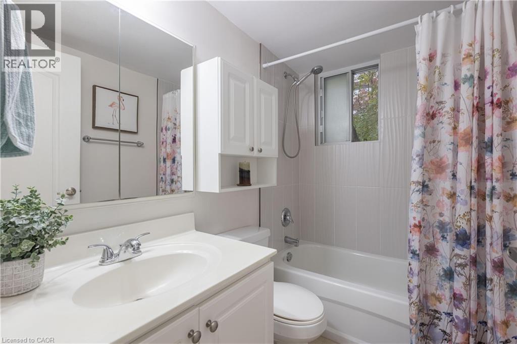 6390 Huggins Street Unit# 209, Niagara Falls, Ontario  L2J 1H1 - Photo 13 - 40833979