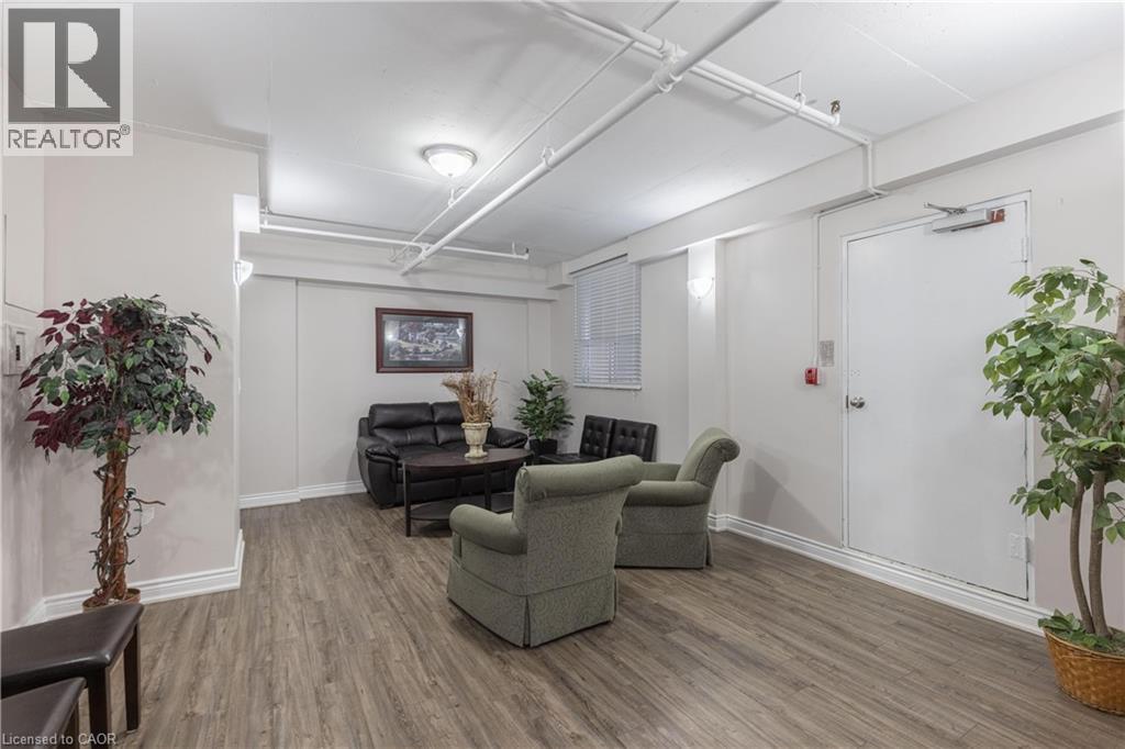 6390 Huggins Street Unit# 209, Niagara Falls, Ontario  L2J 1H1 - Photo 18 - 40833979