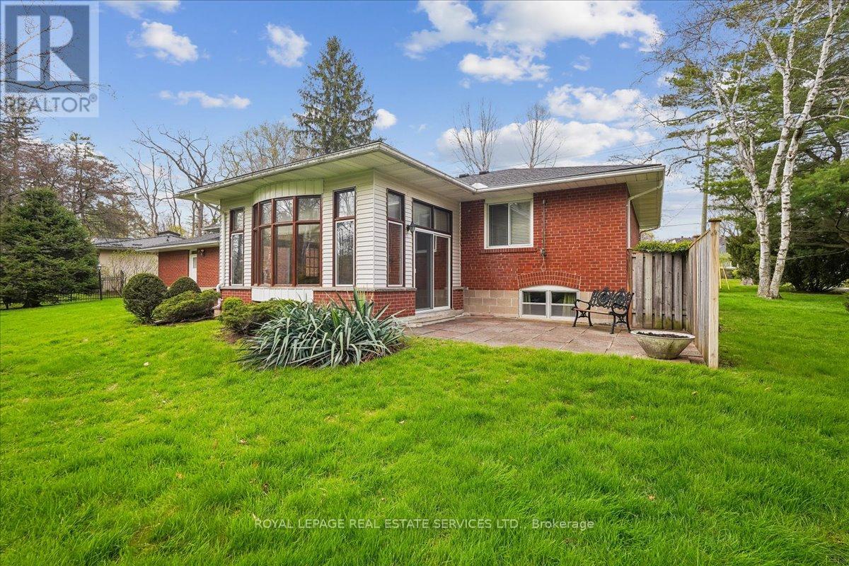 151 Wedgewood Drive, Oakville, Ontario  L6J 4R6 - Photo 23 - W13068900
