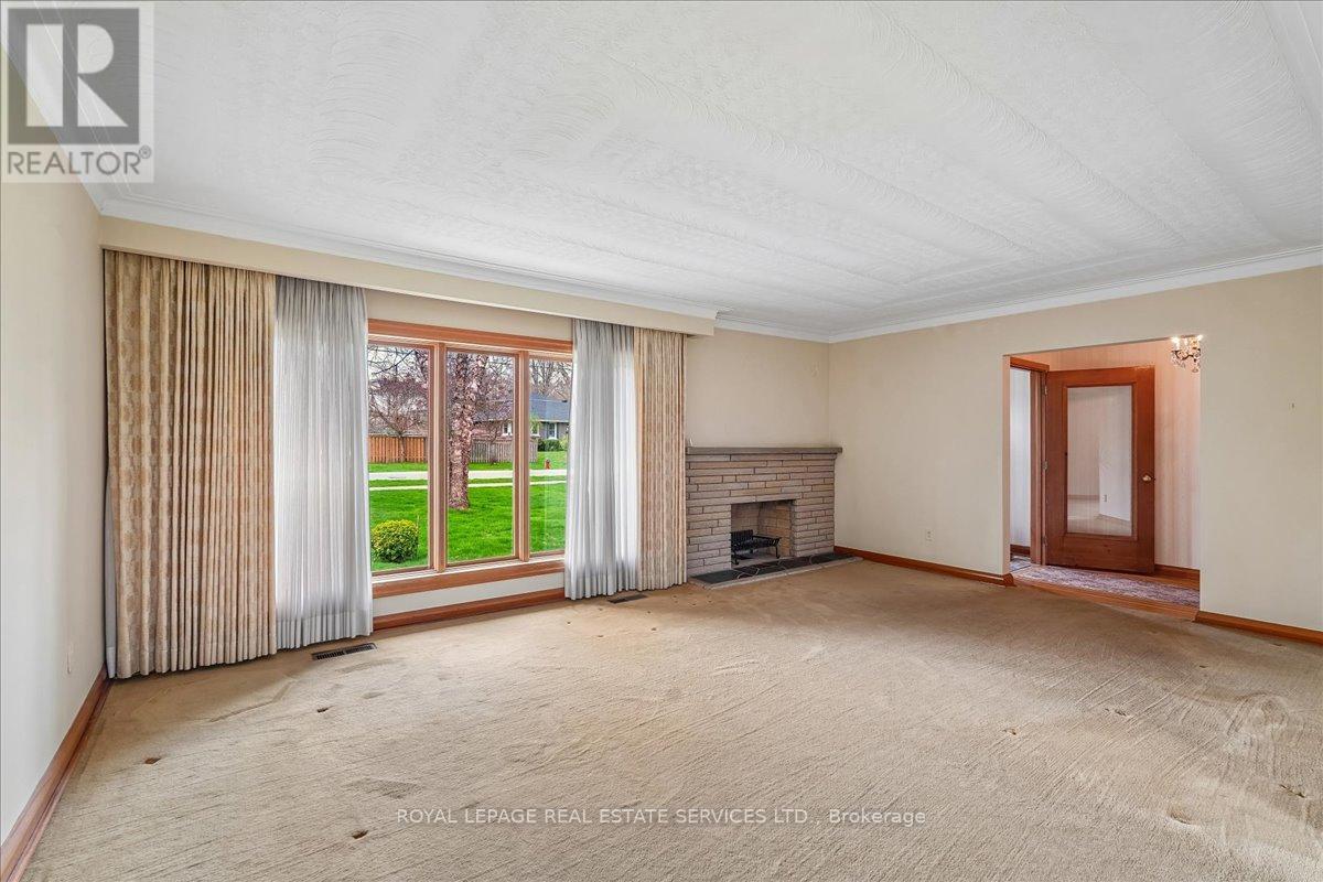 151 Wedgewood Drive, Oakville, Ontario  L6J 4R6 - Photo 8 - W13068900