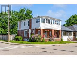 121 EDGEMONT STREET N, Hamilton, Ontario