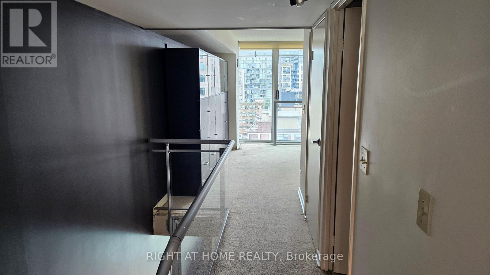 910 - 388 Richmond Avenue W, Toronto, Ontario  M5V 3P1 - Photo 15 - C13173332