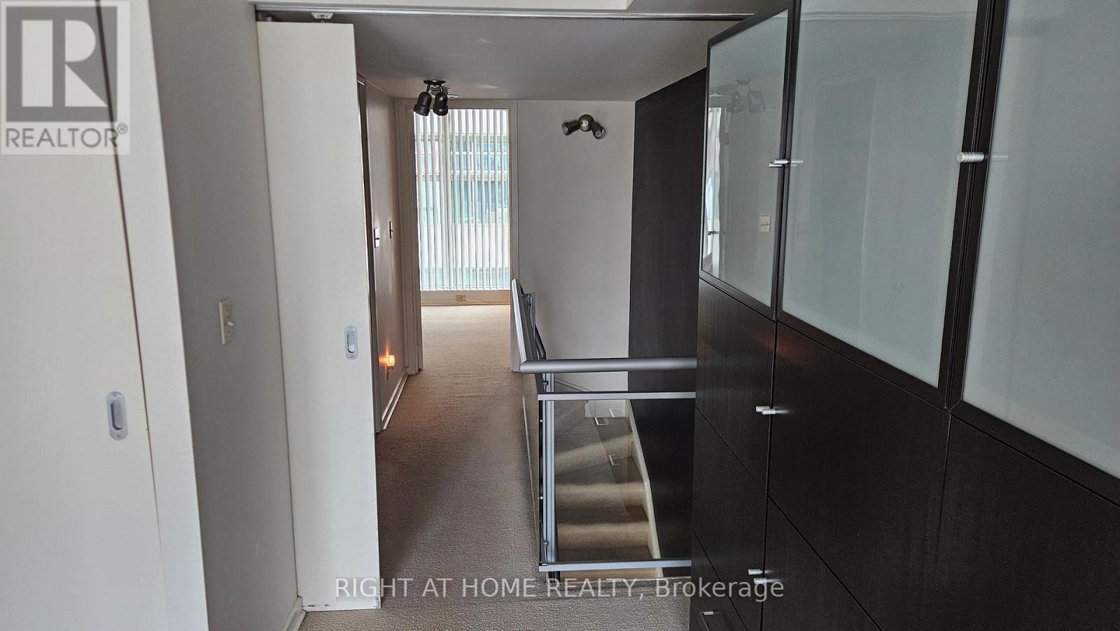 910 - 388 Richmond Avenue W, Toronto, Ontario  M5V 3P1 - Photo 20 - C13173332