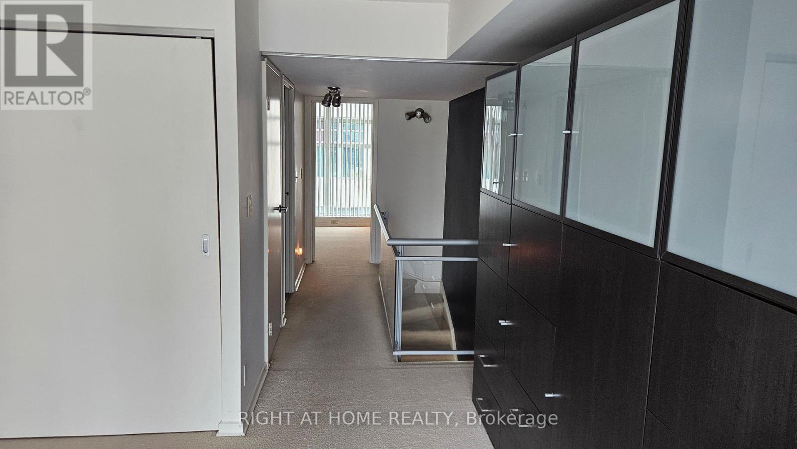 910 - 388 Richmond Avenue W, Toronto, Ontario  M5V 3P1 - Photo 19 - C13173332