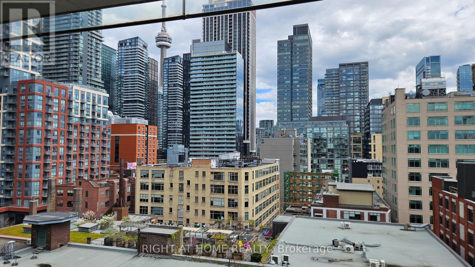 910 - 388 Richmond Avenue W, Toronto, Ontario  M5V 3P1 - Photo 18 - C13173332