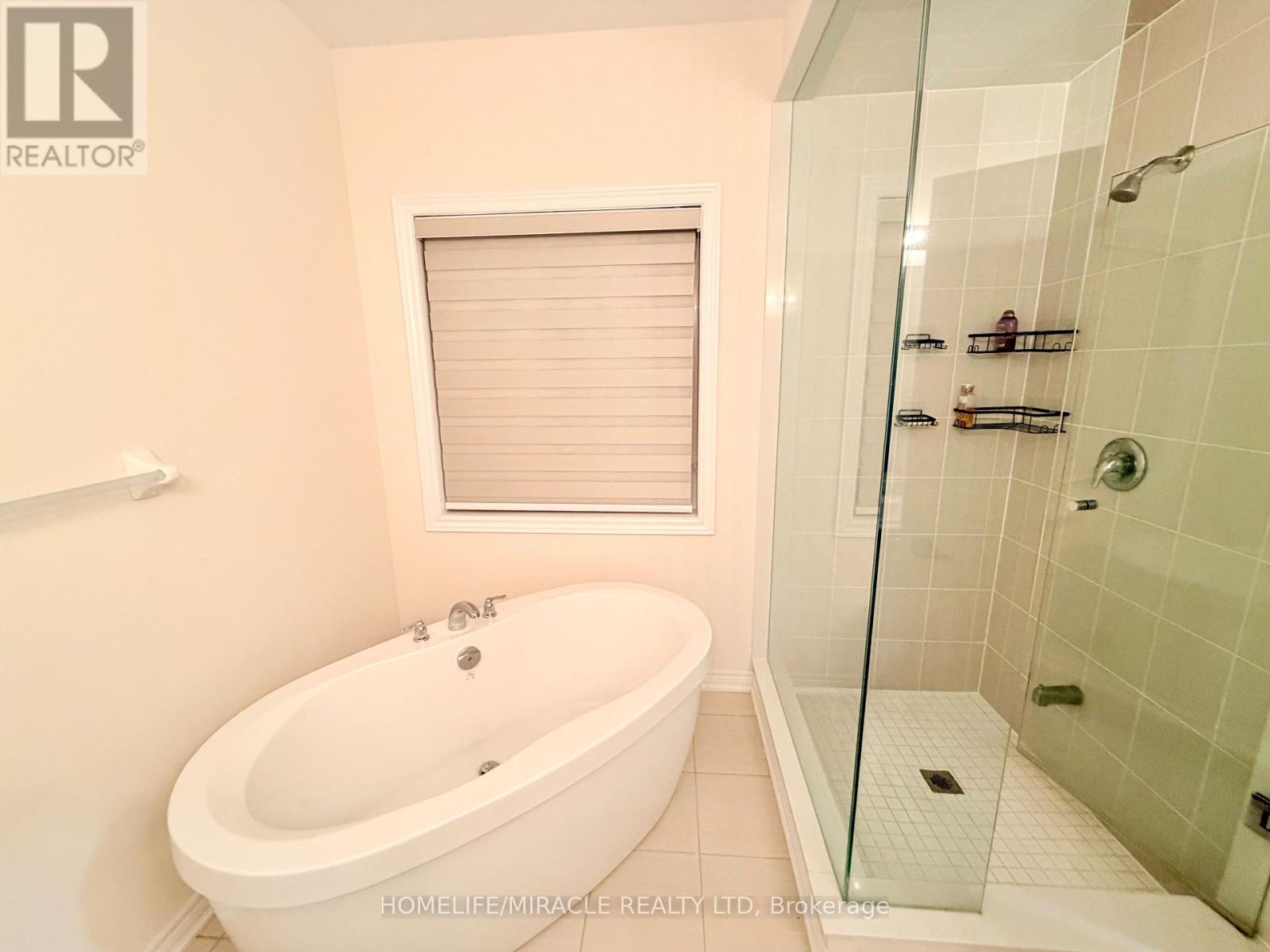 Upper Floor - 1284 Klondike Drive, Oshawa, Ontario  L1H 8L7 - Photo 12 - E13176062
