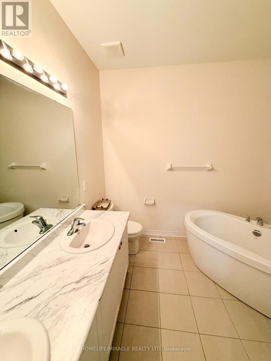 Upper Floor - 1284 Klondike Drive, Oshawa, Ontario  L1H 8L7 - Photo 14 - E13176062