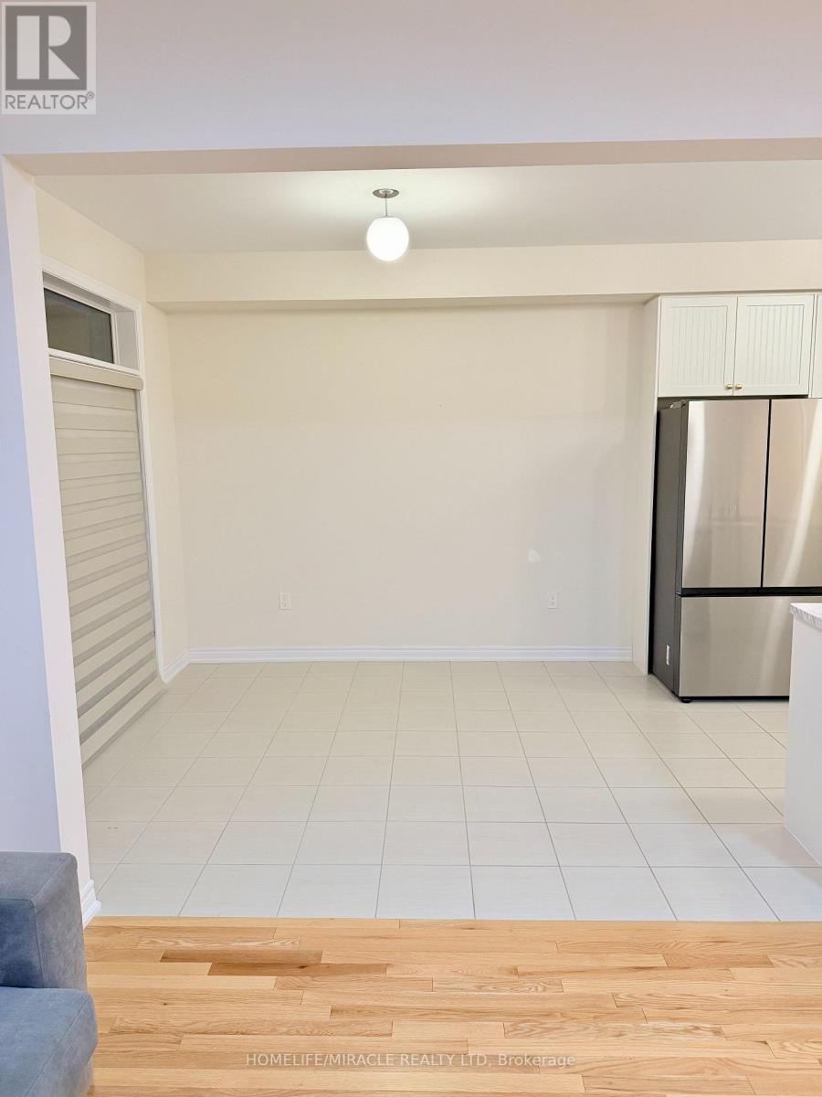 Upper Floor - 1284 Klondike Drive, Oshawa, Ontario  L1H 8L7 - Photo 3 - E13176062