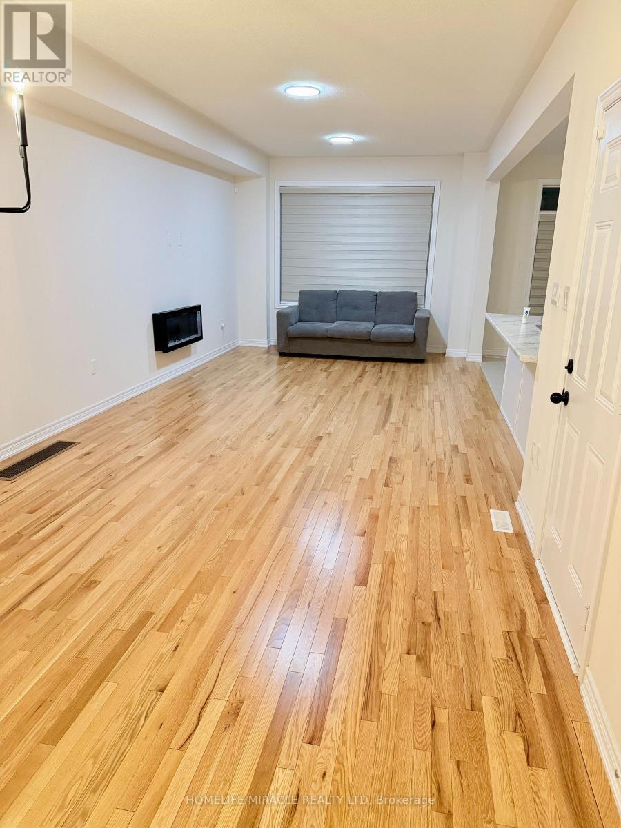 Upper Floor - 1284 Klondike Drive, Oshawa, Ontario  L1H 8L7 - Photo 6 - E13176062
