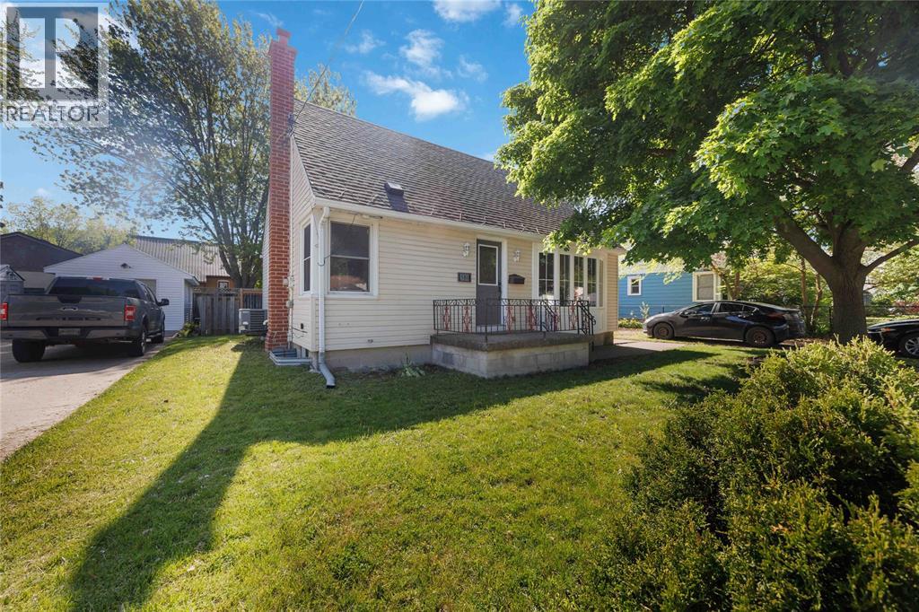 580 Indian Road North, Sarnia, Ontario  N7T 7G6 - Photo 4 - 26012202