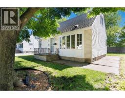 580 INDIAN ROAD North, Sarnia, Ontario