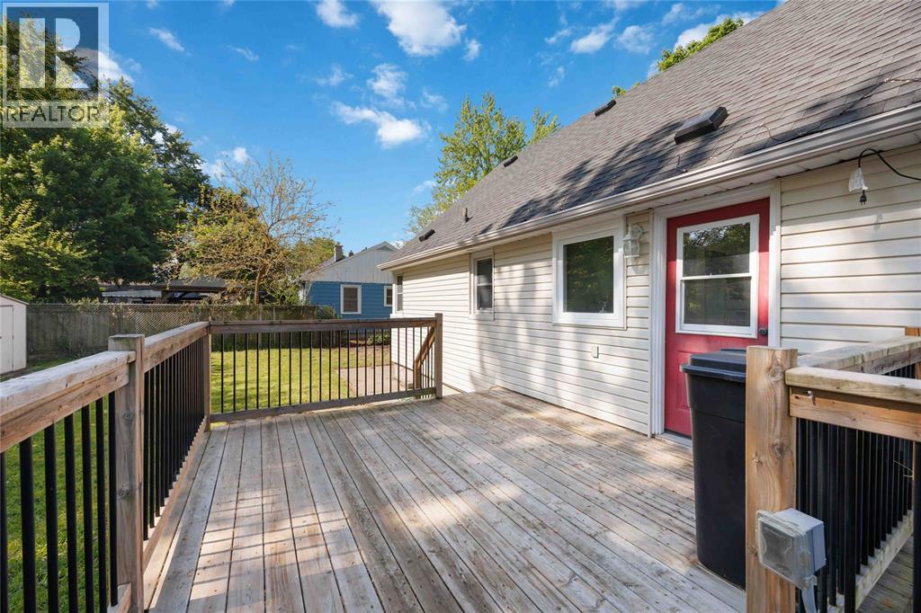 580 Indian Road North, Sarnia, Ontario  N7T 7G6 - Photo 38 - 26012202