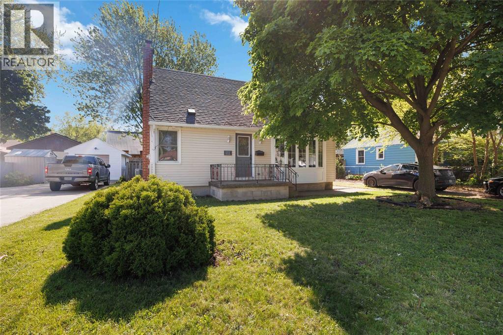 580 Indian Road North, Sarnia, Ontario  N7T 7G6 - Photo 5 - 26012202
