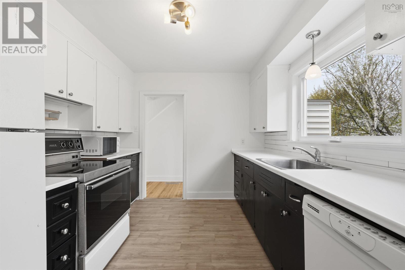 258 Joffre Street, Dartmouth, Nova Scotia  B2Y 3E1 - Photo 16 - 202611444