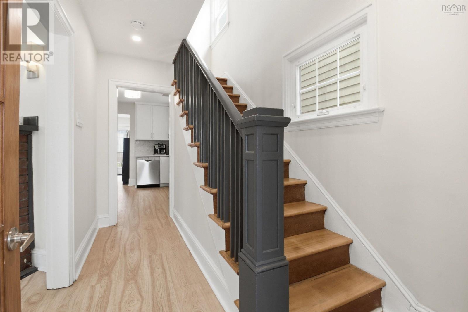 2545 Sherwood Street, Halifax, Nova Scotia  B3L 4R9 - Photo 7 - 202610816