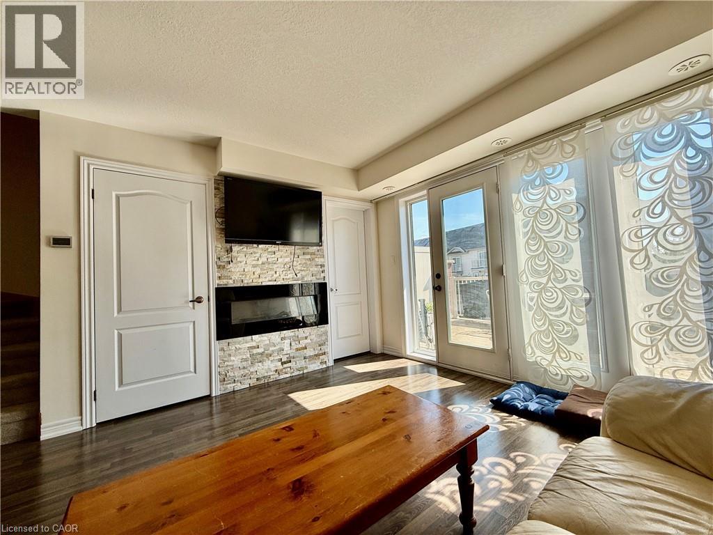 146 Watson Parkway, Guelph, Ontario  N1E 0P6 - Photo 7 - 40833959