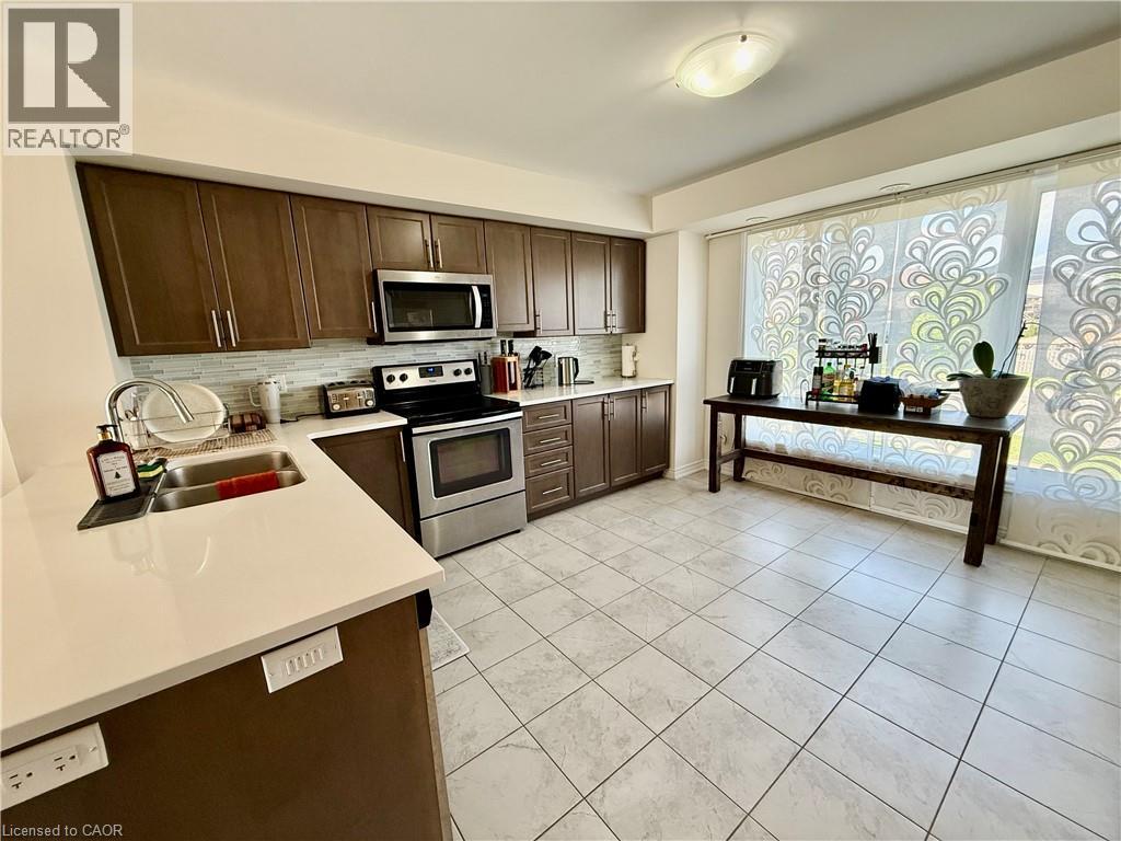 146 Watson Parkway, Guelph, Ontario  N1E 0P6 - Photo 13 - 40833959