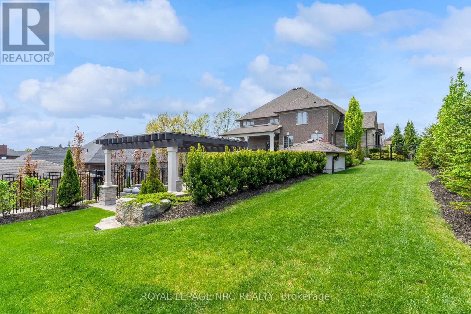 34 Marlene Stewart Drive, Pelham, Ontario  L3E 0S3 - Photo 48 - X13184262