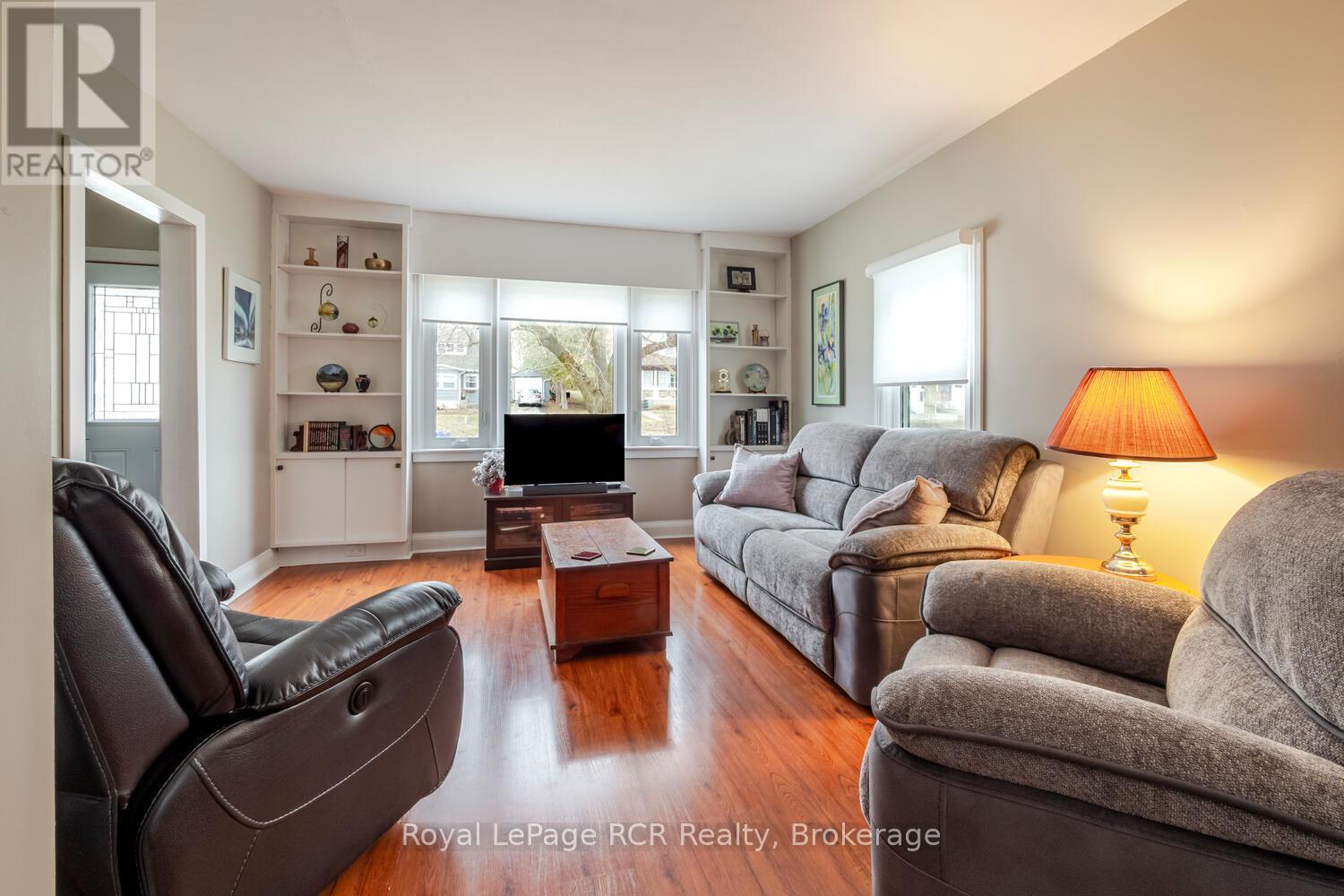 662 7th Avenue E, Owen Sound, Ontario  N4K 2X8 - Photo 19 - X12962782