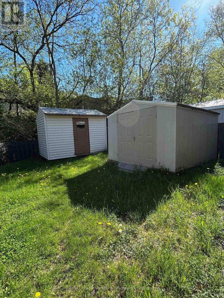431 Dudley Avenue, North Bay, Ontario P1B 7A6 - Photo 5 - X13184618