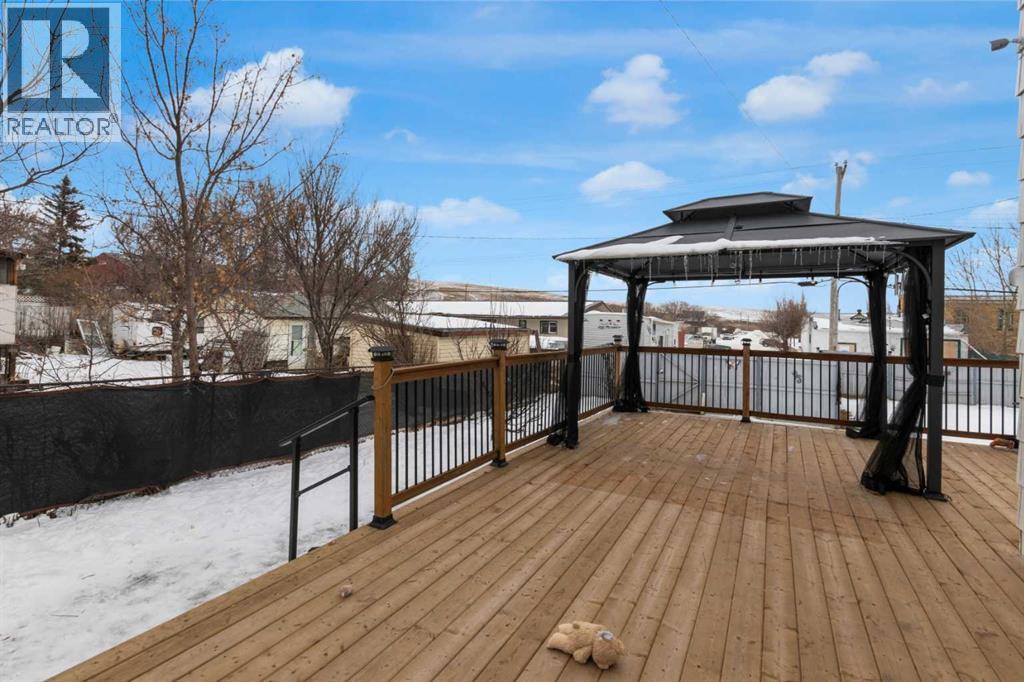 415 Bruce Avenue, Carbon, Alberta  T0M 0L0 - Photo 33 - A2290647