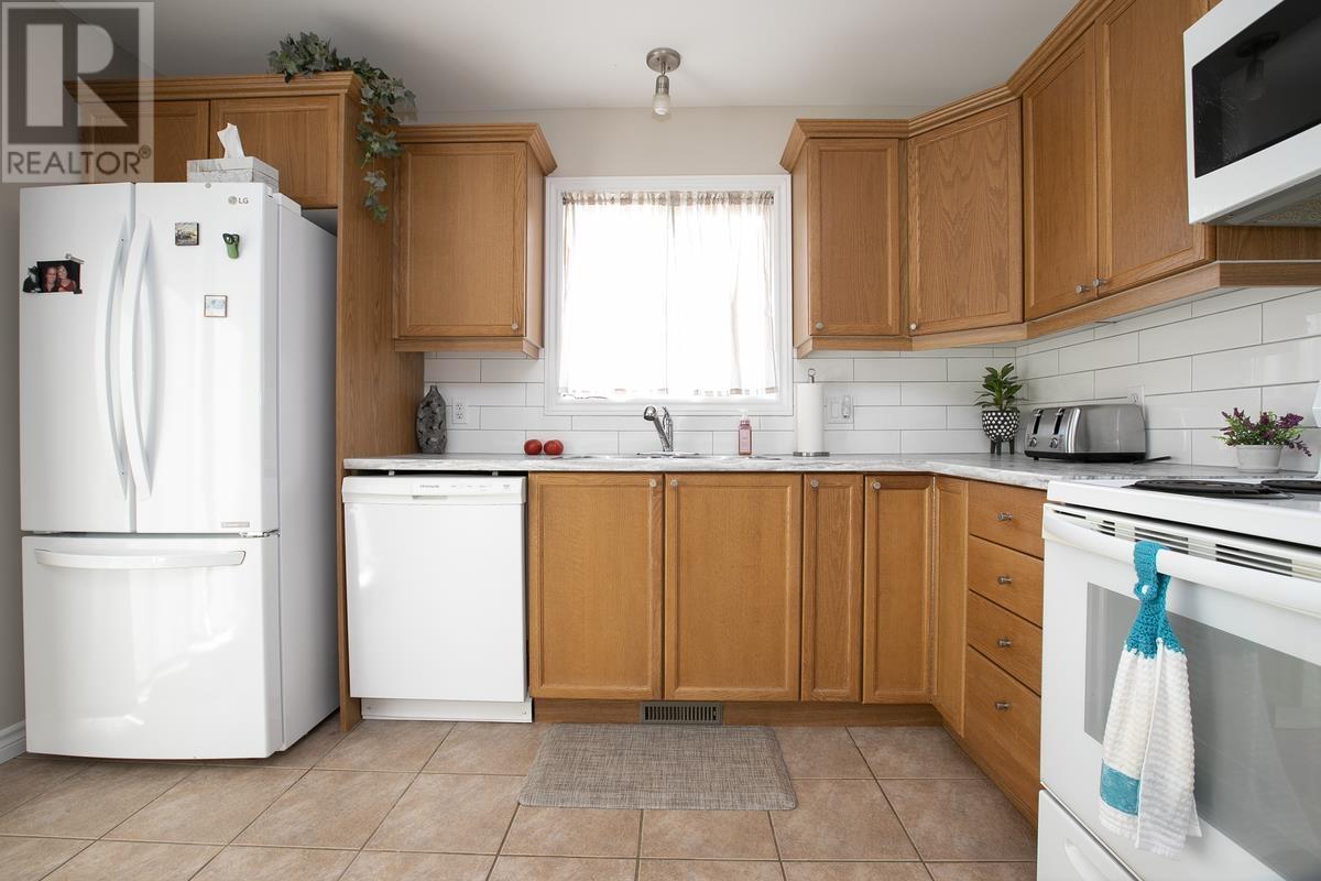 116 Willowdale St, Sault Ste. Marie, Ontario  P6A 5Z4 - Photo 18 - SM261042