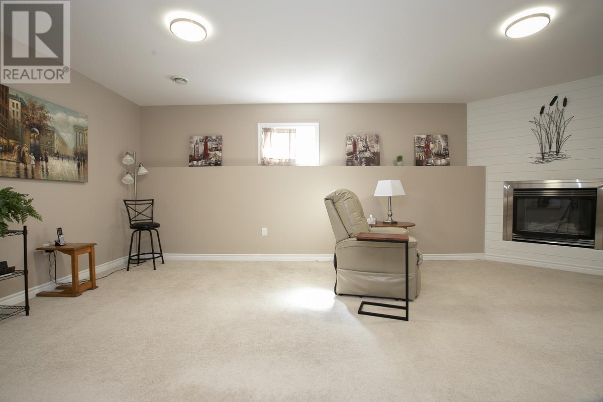 116 Willowdale St, Sault Ste. Marie, Ontario  P6A 5Z4 - Photo 35 - SM261042