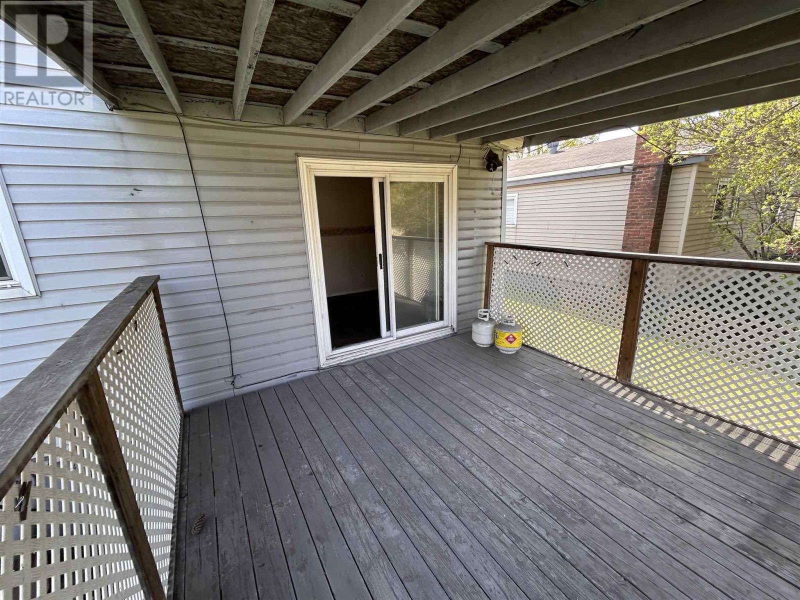 89 Pittsburgh Ave, Sault Ste Marie, Ontario  P6C 5A9 - Photo 10 - SM261141