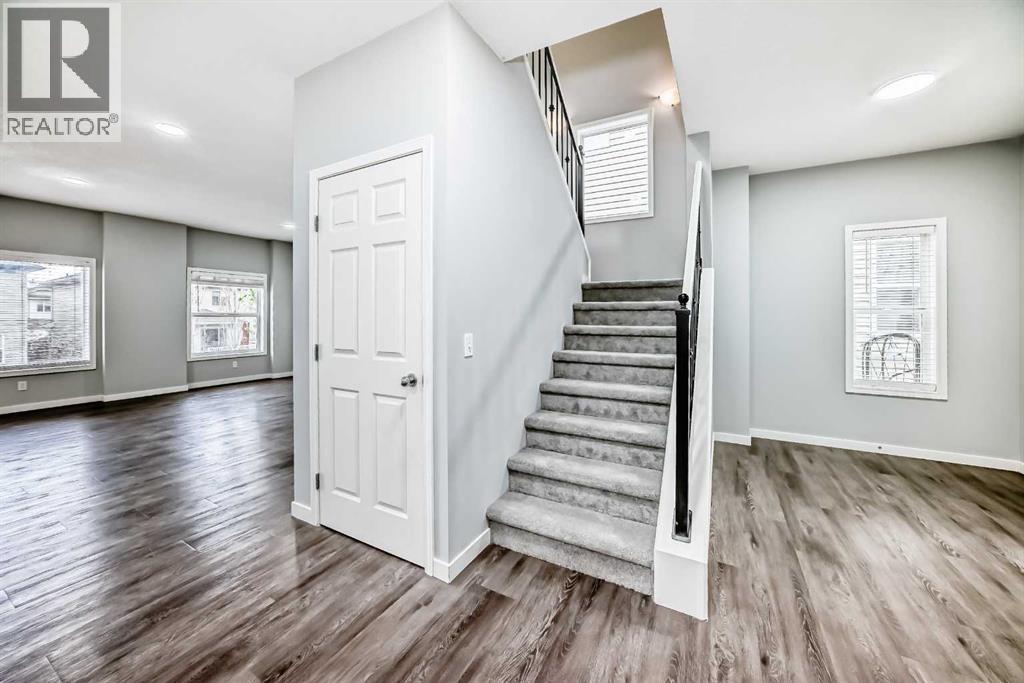 114 Valley Crest Close NW, Calgary, Alberta  T3B 5W9 - Photo 19 - A2313293
