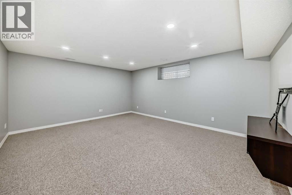 114 Valley Crest Close NW, Calgary, Alberta  T3B 5W9 - Photo 34 - A2313293