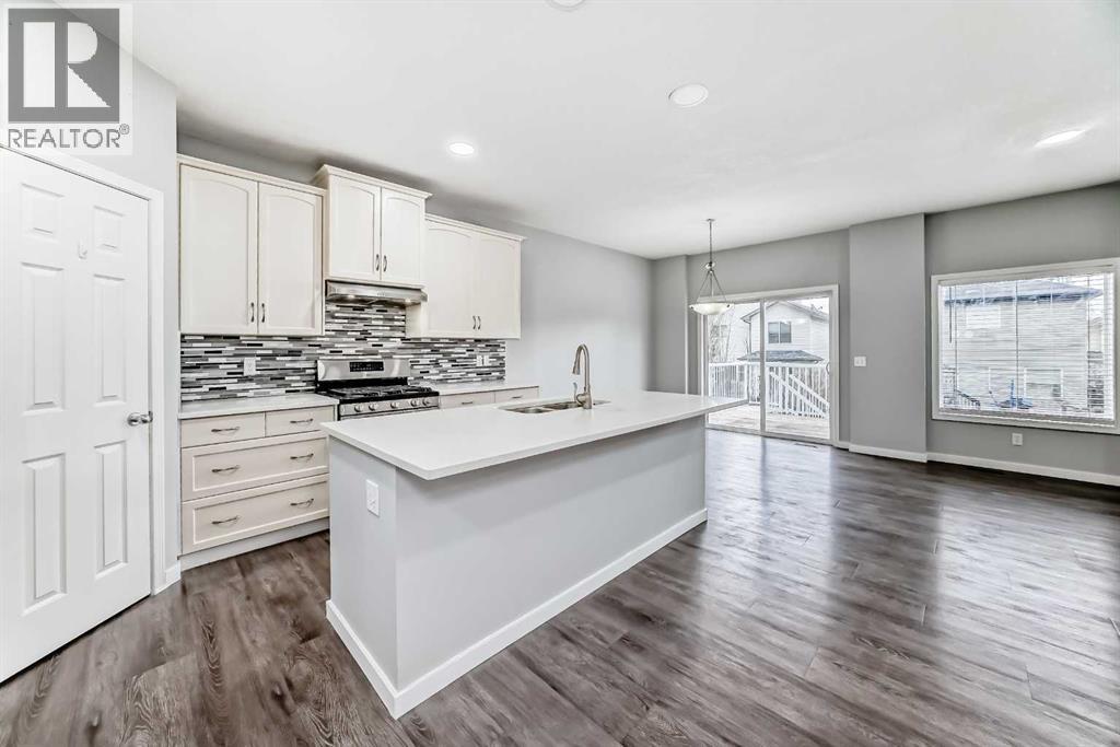 114 Valley Crest Close NW, Calgary, Alberta  T3B 5W9 - Photo 8 - A2313293