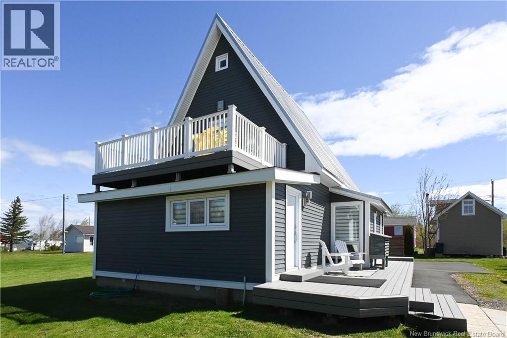 27 Chiasson Road, Caraquet, New Brunswick  E1W 1A3 - Photo 5 - NB140308