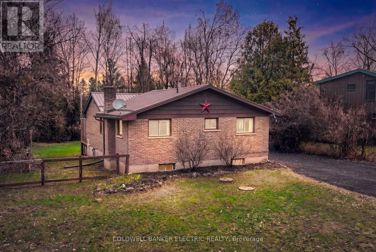 30 Woods Avenue, Kawartha Lakes, Ontario  K0L 2W0 - Photo 2 - X13184536