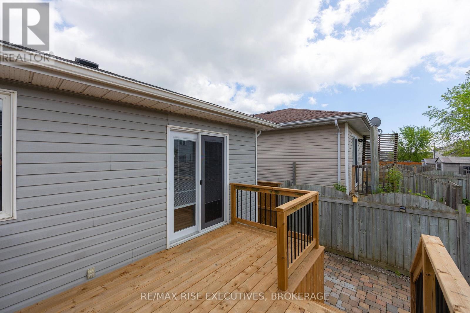 926 Bluffwood Avenue, Kingston, Ontario K7K 7K4 - Photo 33 - X13185860