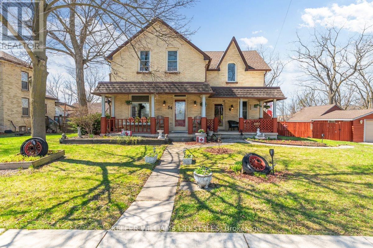 54 Main Street S, Lambton Shores, Ontario  N0N 1J0 - Photo 1 - X13184600