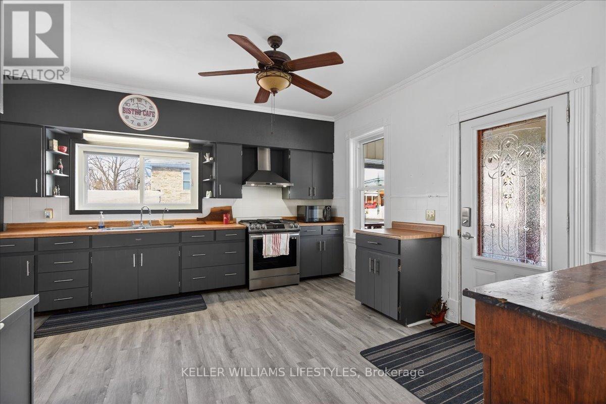 54 Main Street S, Lambton Shores, Ontario  N0N 1J0 - Photo 11 - X13184600