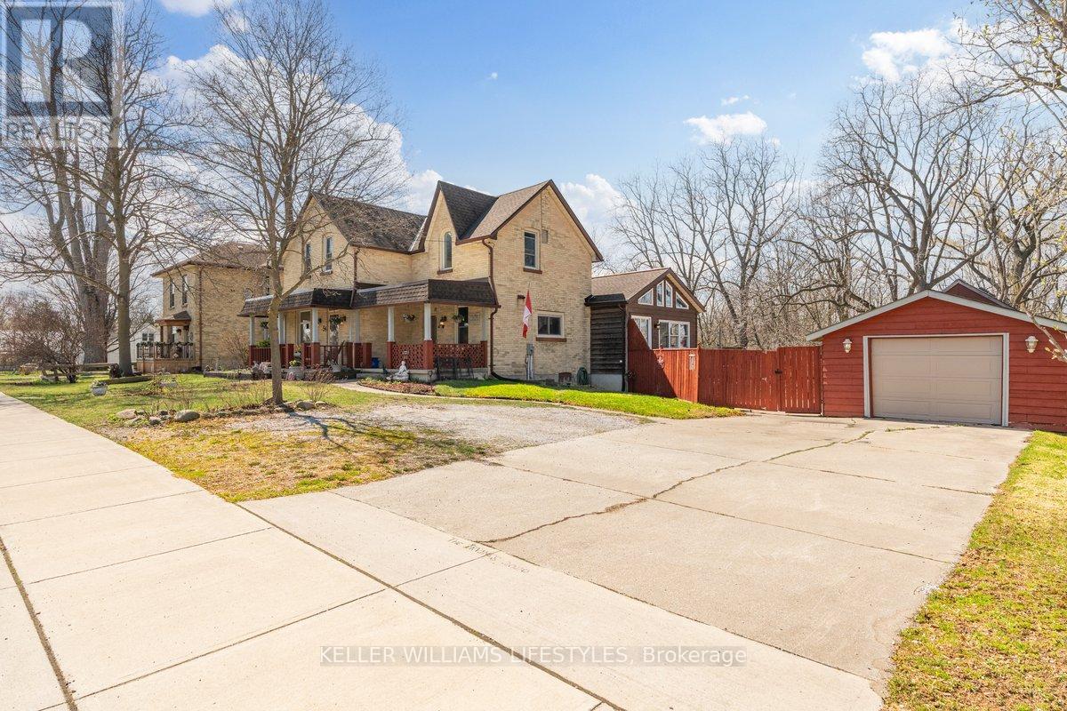 54 Main Street S, Lambton Shores, Ontario  N0N 1J0 - Photo 4 - X13184600